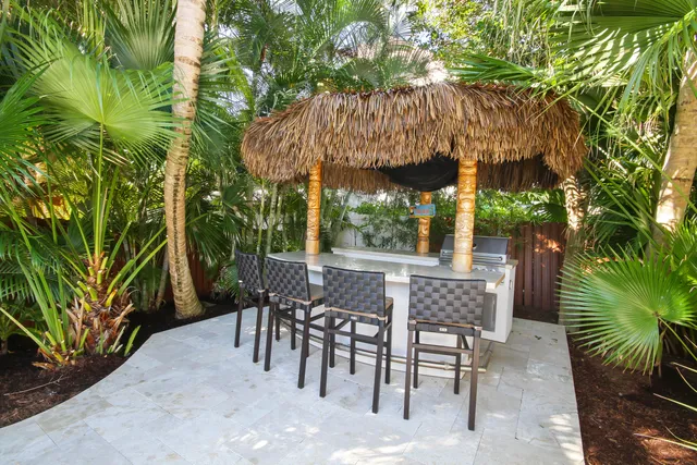 $3,695,000 | 6310 North Ocean Boulevard, Ocean Ridge, FL 33435