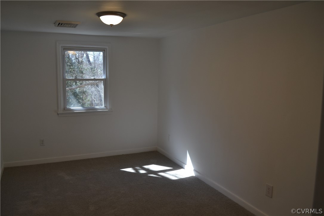 7030 Springhill Road Mechanicsville, VA 23116 - Photo 8 of 9 Gallery Image 8