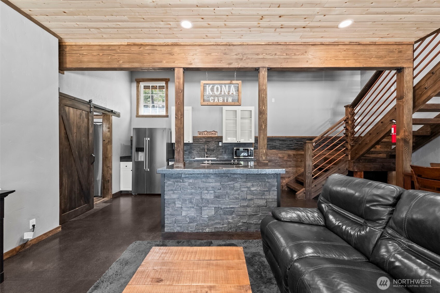 130 Horse Heaven Road Cle Elum, WA 98922 - Photo 11 of 34 a living room with furniture and a fireplace