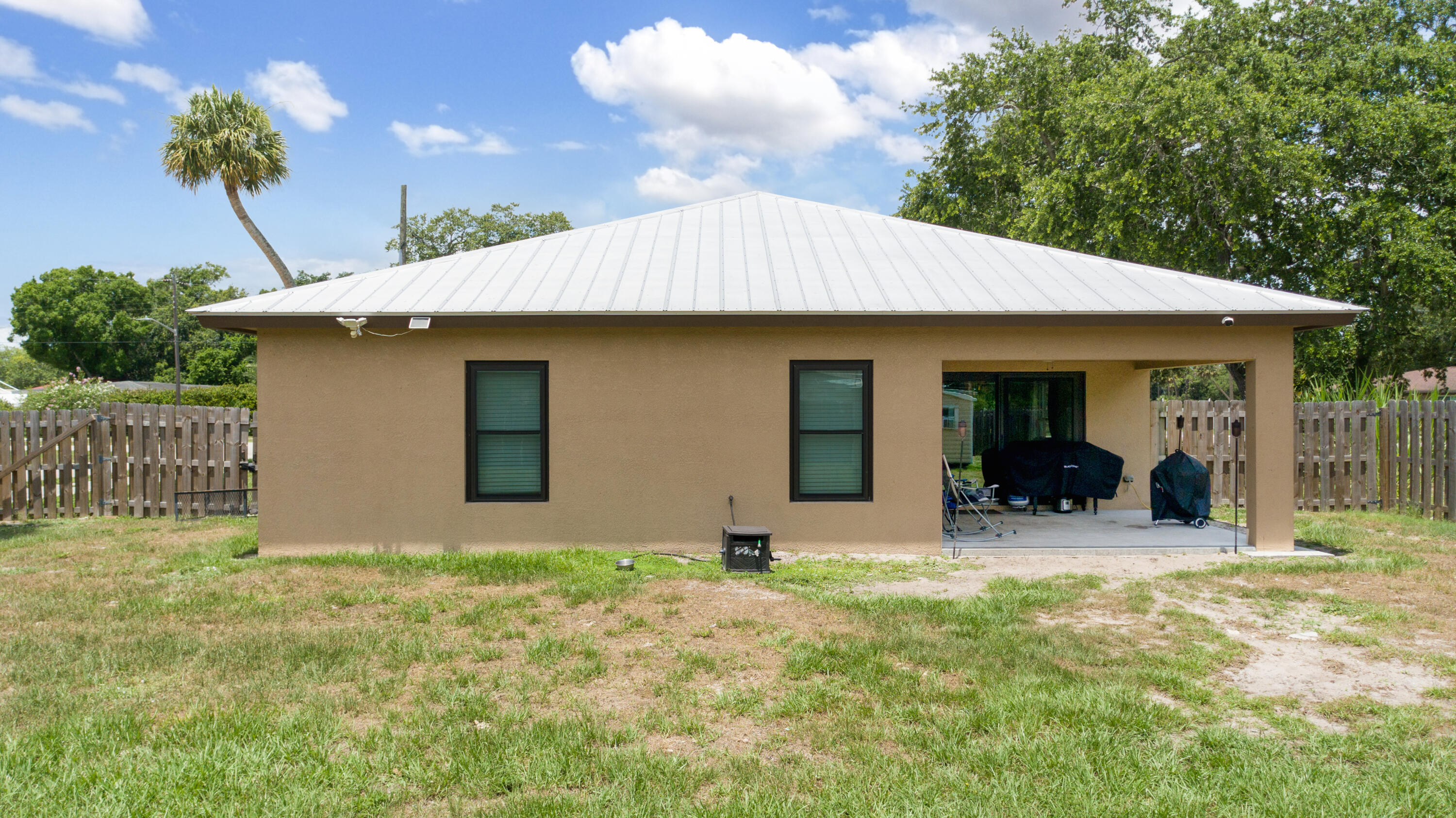 809 Southwest 3rd Avenue Okeechobee, FL 34974 - Photo 21 of 29 Back Yard