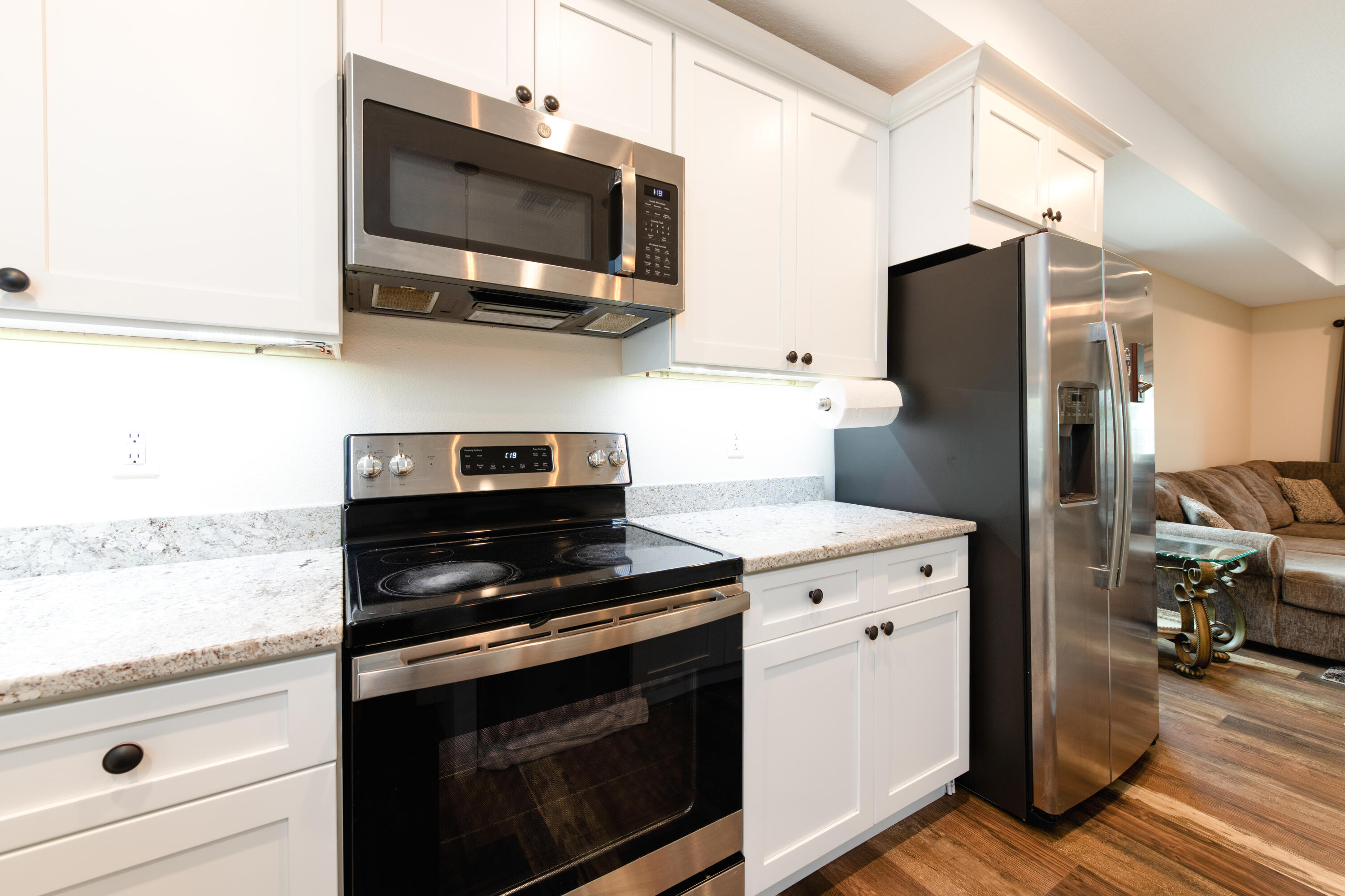 809 Southwest 3rd Avenue Okeechobee, FL 34974 - Photo 8 of 29 Kitchen