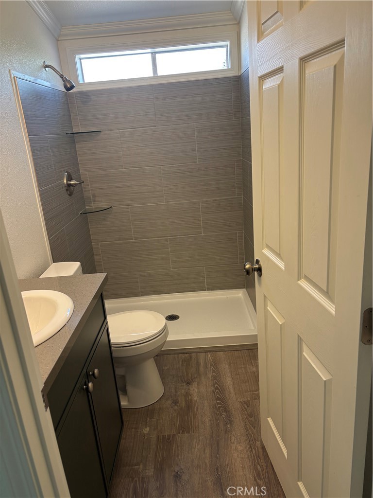 24788 Split Rail Road Wildomar, CA 92595 - Photo 16 of 26 Guest bath