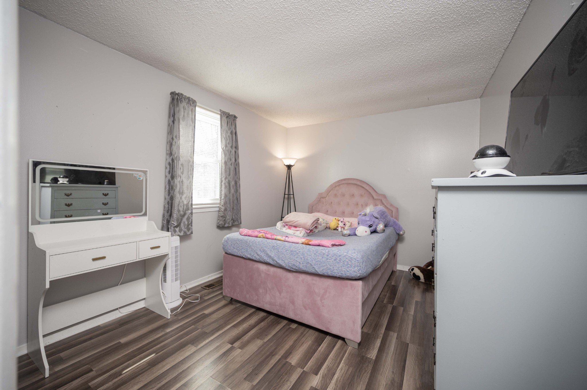 6620 Amanda Way Murfreesboro, TN 37129 - Photo 14 of 23 a bedroom with a bed and a dresser