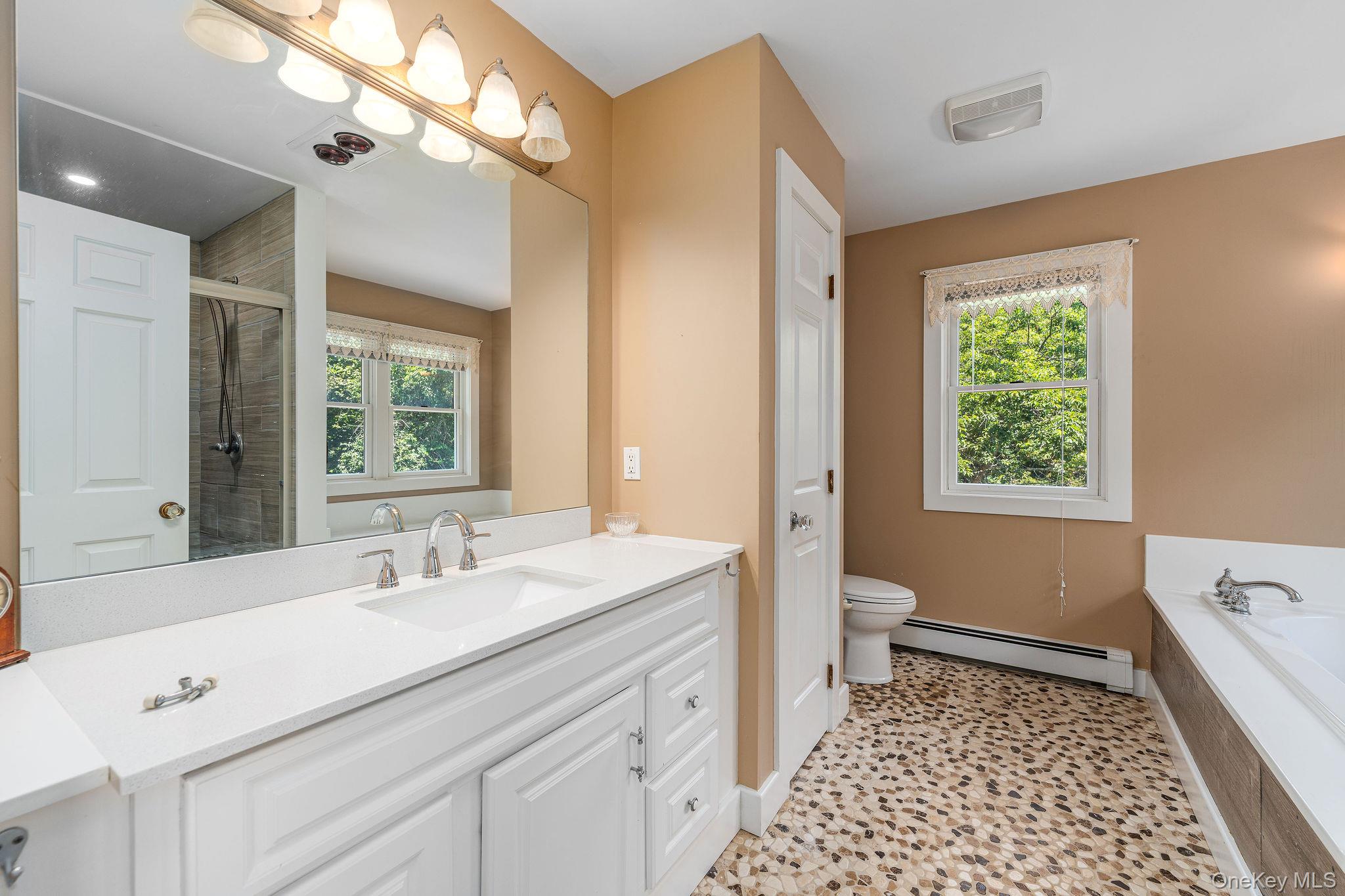 4408 Old North Road Southold, NY 11971 - Photo 23 of 36