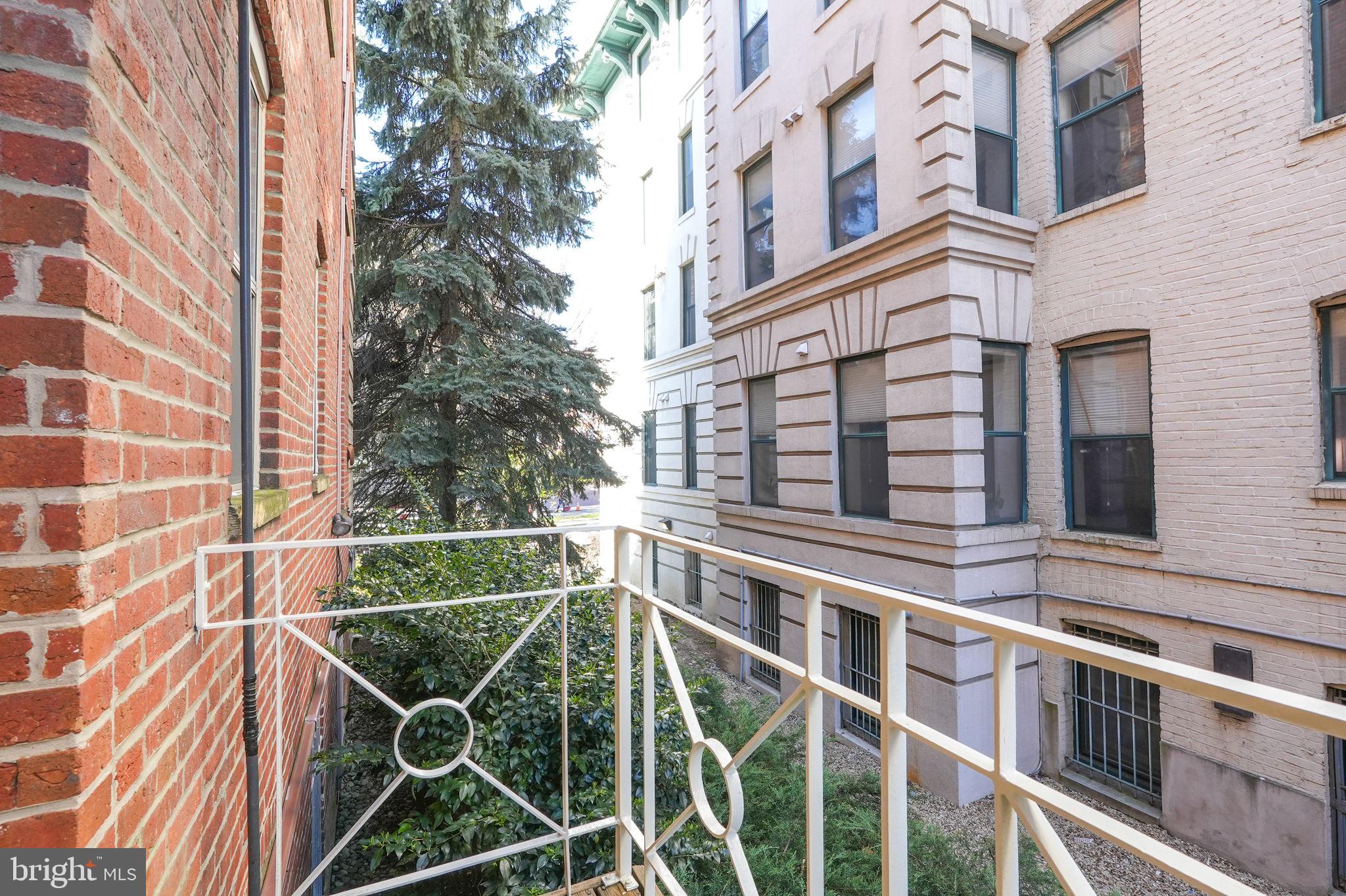 2611 Adams Mill Road Northwest, Unit 103 Washington, DC 20009 - Photo 12 of 27