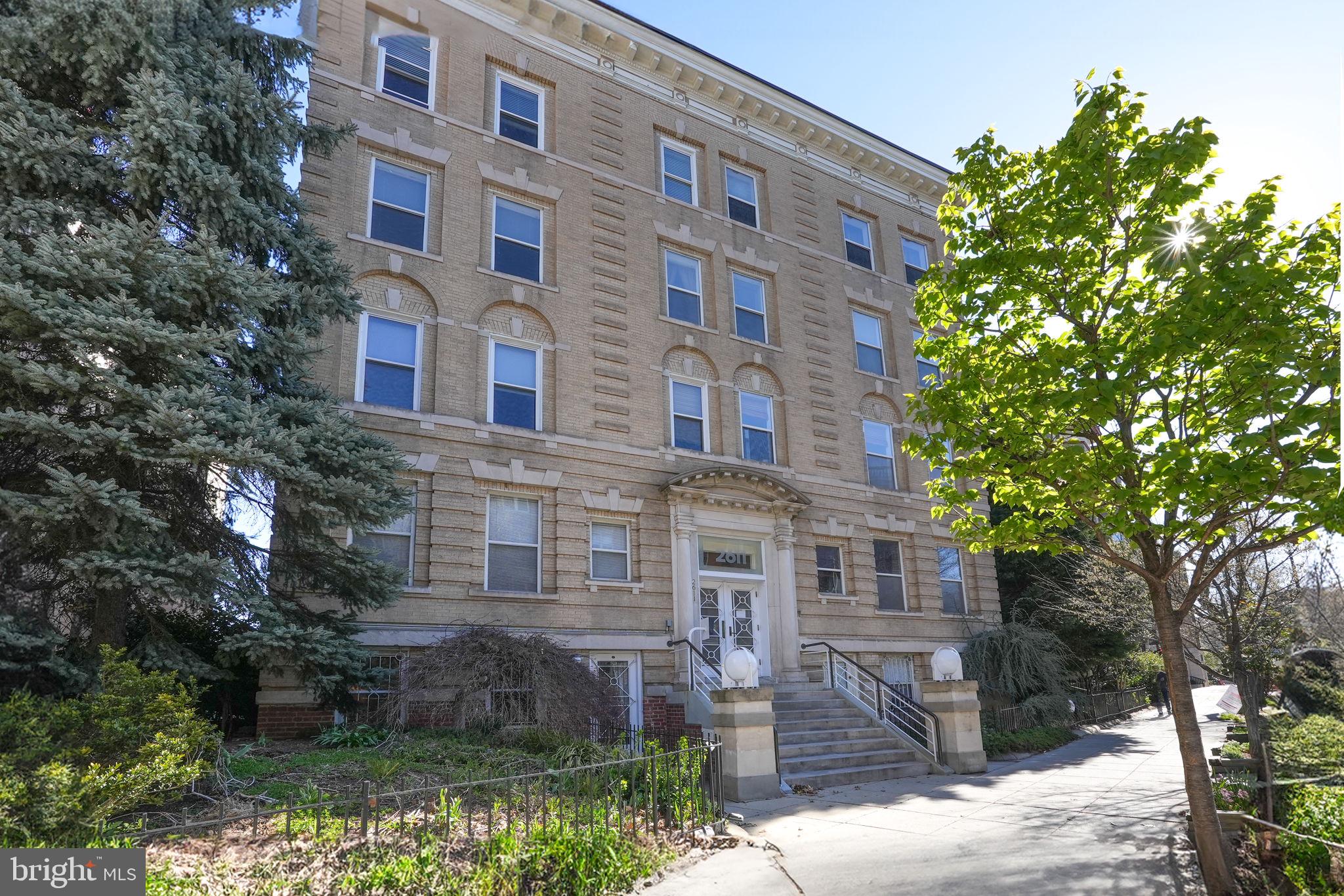 2611 Adams Mill Road Northwest, Unit 103 Washington, DC 20009 - Photo 17 of 27