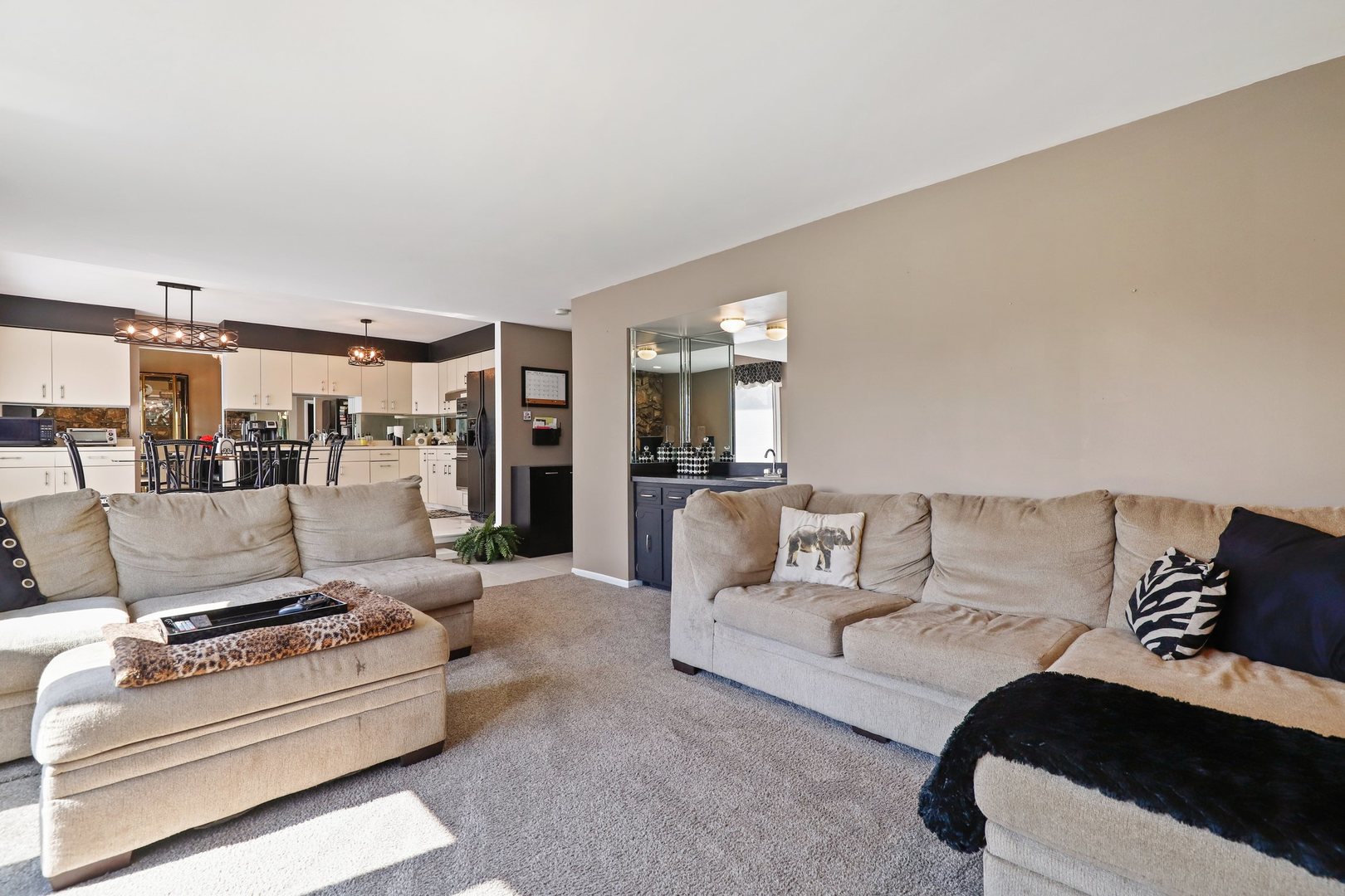 1221 Honey Hill Road Addison, IL 60101 - Photo 21 of 41