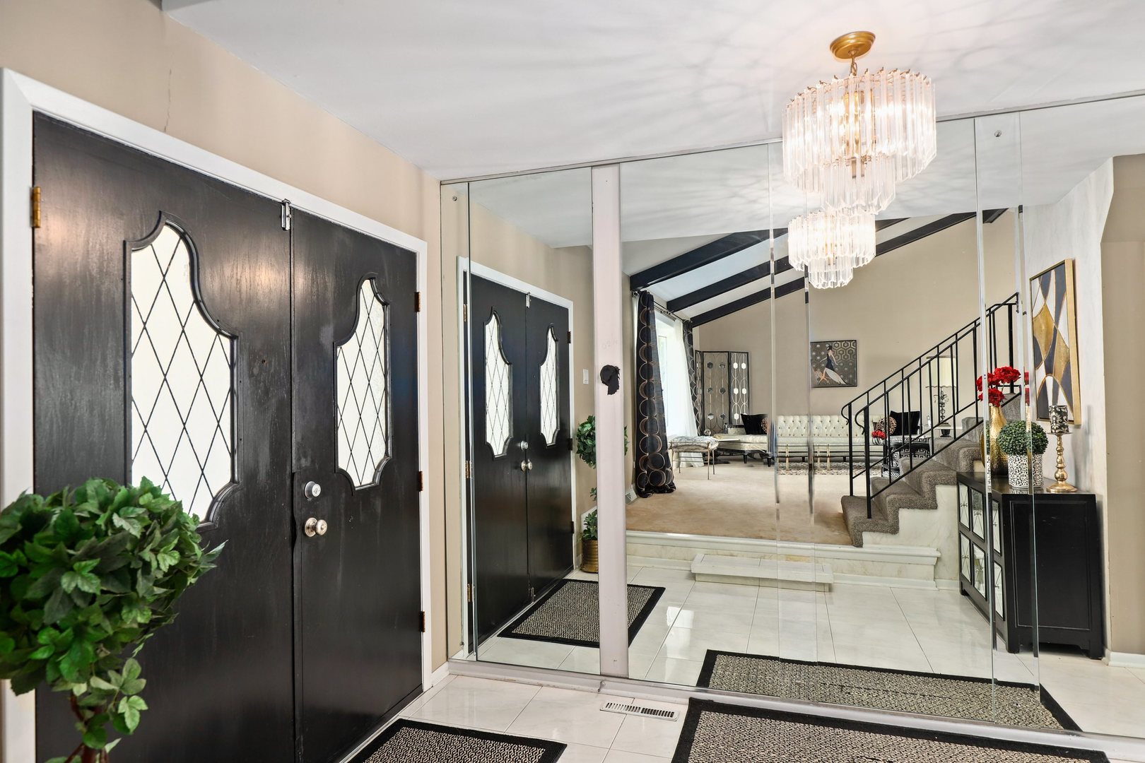 1221 Honey Hill Road Addison, IL 60101 - Photo 4 of 41