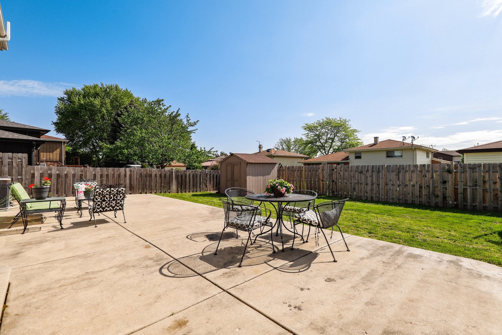 1221 Honey Hill Road Addison, IL 60101 - Photo 38 of 41