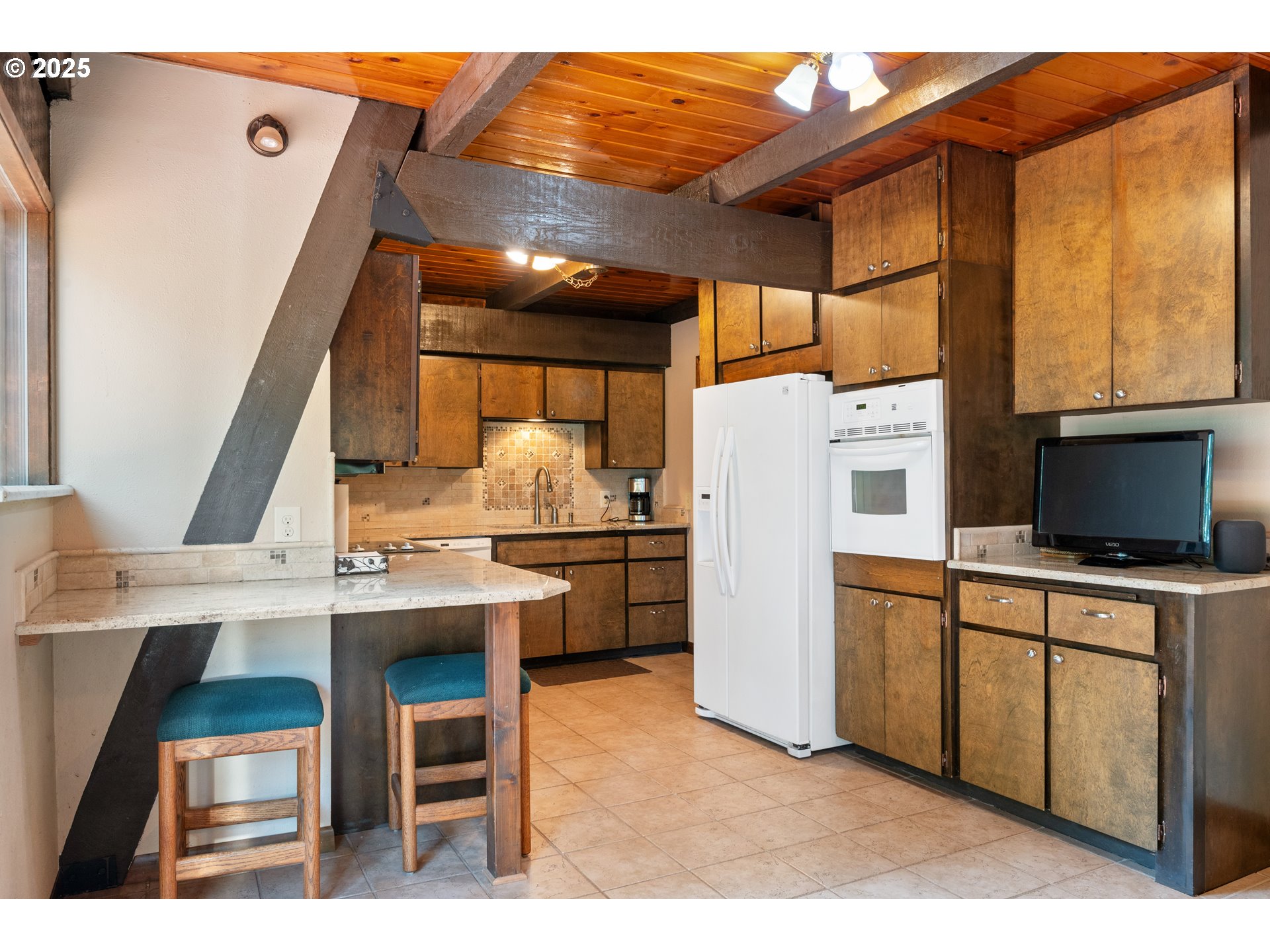 26915 Hammond Road Rainier, OR 97048 - Photo 6 of 48 Gallery Image 6