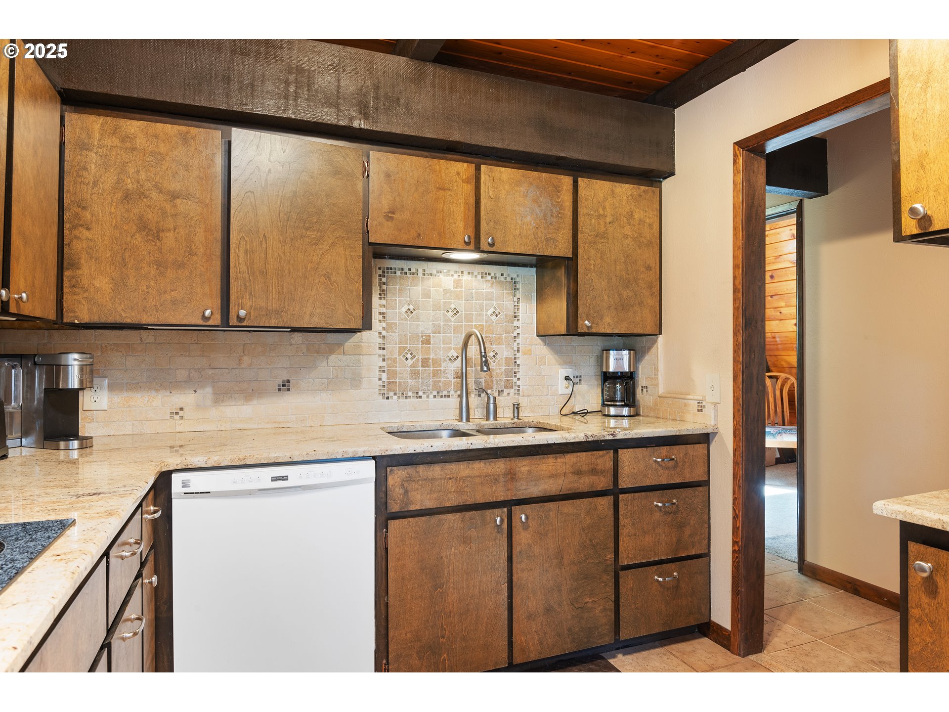 26915 Hammond Road Rainier, OR 97048 - Photo 8 of 48 Gallery Image 8
