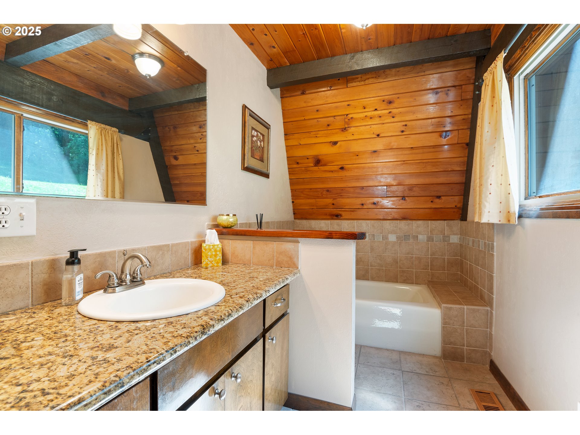 26915 Hammond Road Rainier, OR 97048 - Photo 10 of 48 Gallery Image 10