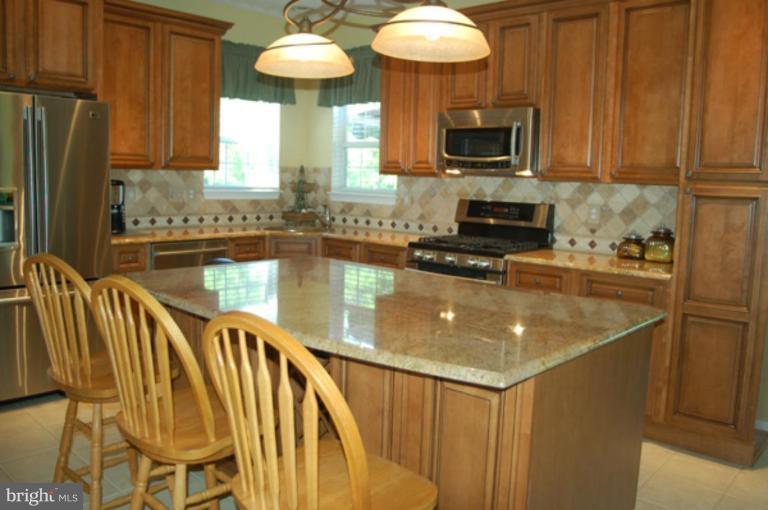 5802 Winding Ridge Way Frederick, MD 21704 - Photo 14 of 30 Kitchen
