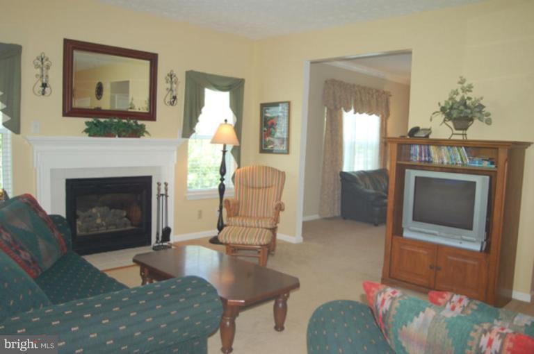 5802 Winding Ridge Way Frederick, MD 21704 - Photo 25 of 30 Living Room #2