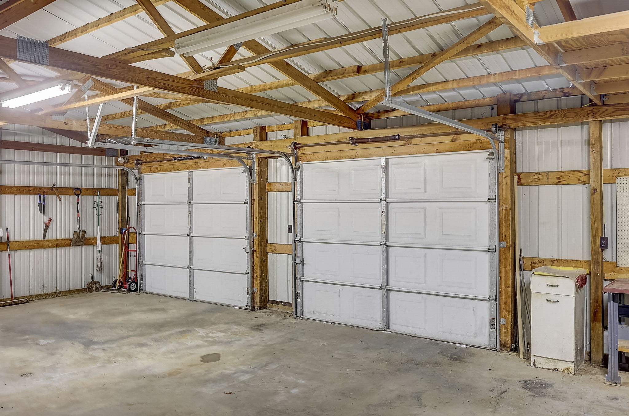 356 Howard Redmon Road Sparta, TN 38583 - Photo 34 of 68 a view of a garage room