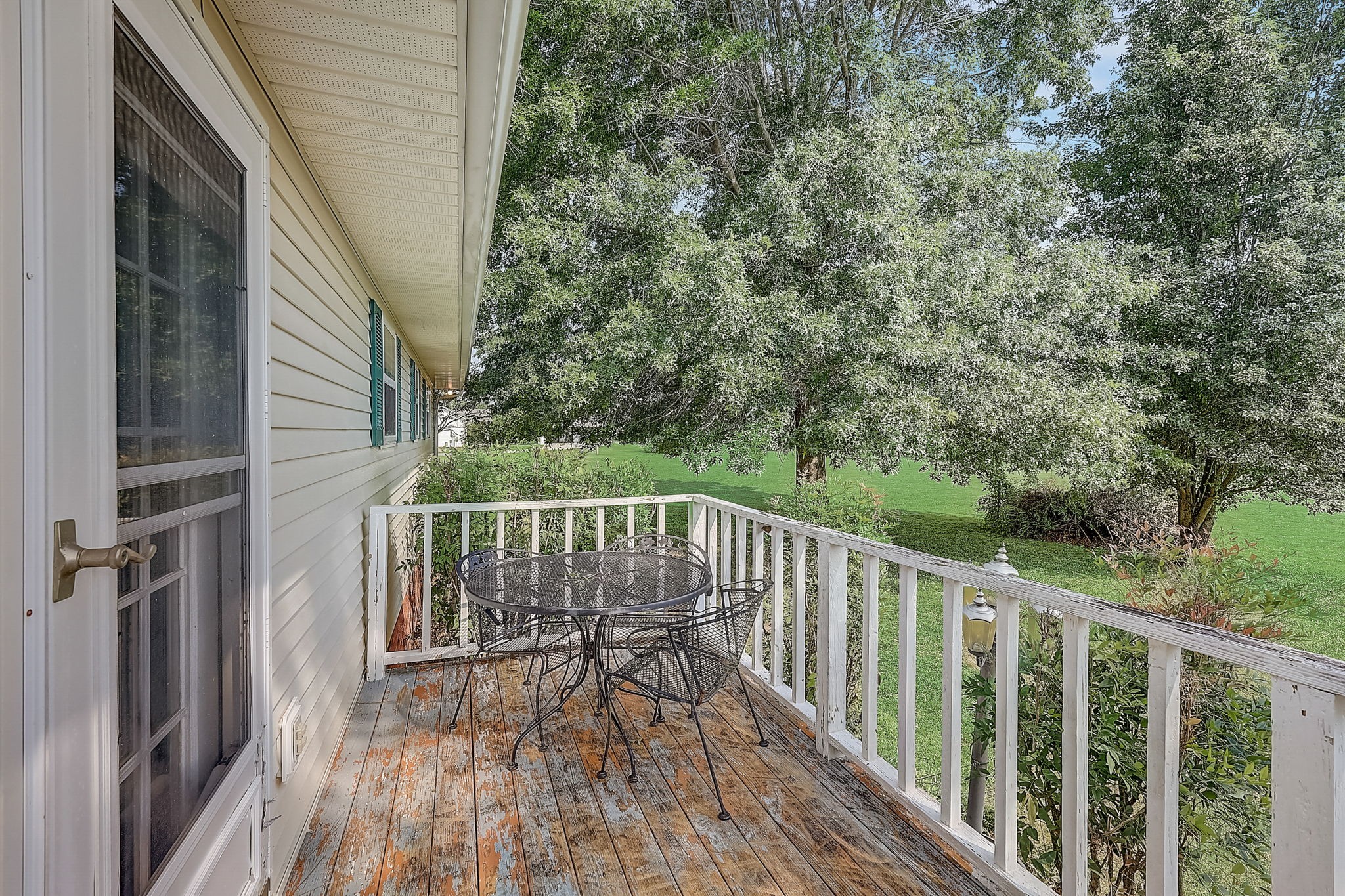 356 Howard Redmon Road Sparta, TN 38583 - Photo 37 of 68 a view of balcony with wooden floor and fence