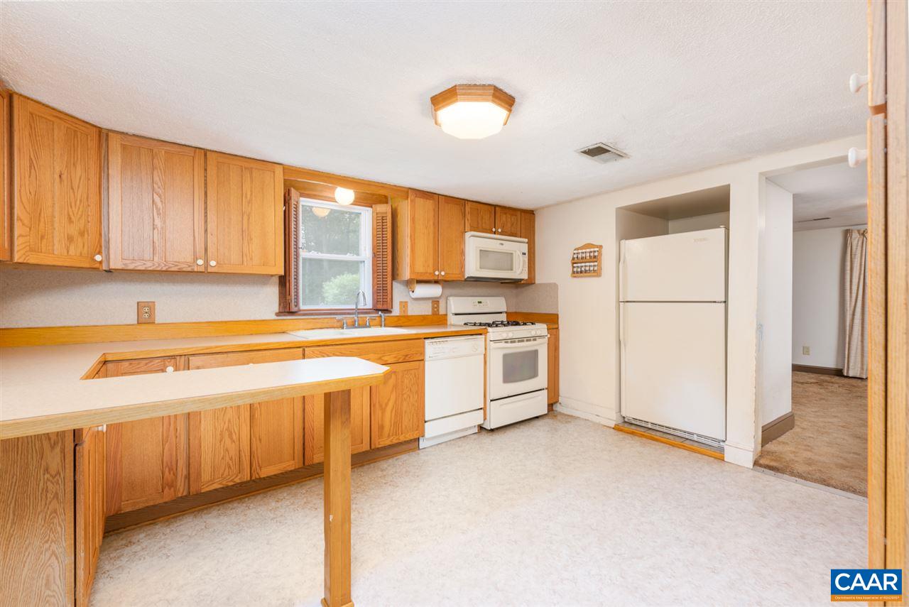 985 Bald Rock Road Verona, VA 24482 - Photo 8 of 42 Gallery Image 8