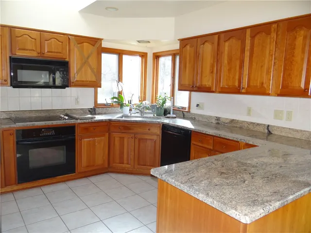 $265,990 | 77 Evergreen Avenue, Elmira, NY 14905