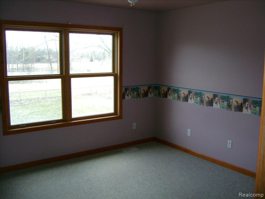 37 Rella Rae Avenue Marysville, MI 48040 - Photo 11 of 15 37 rella rae 018