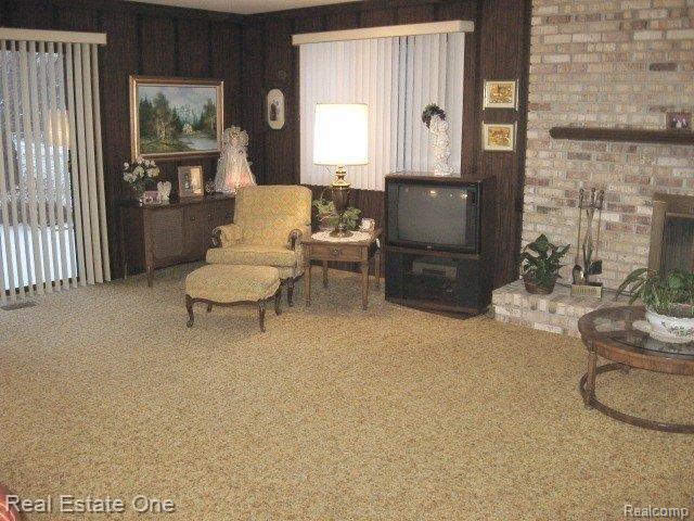 Great Rm Doorwall To Patio/Yard