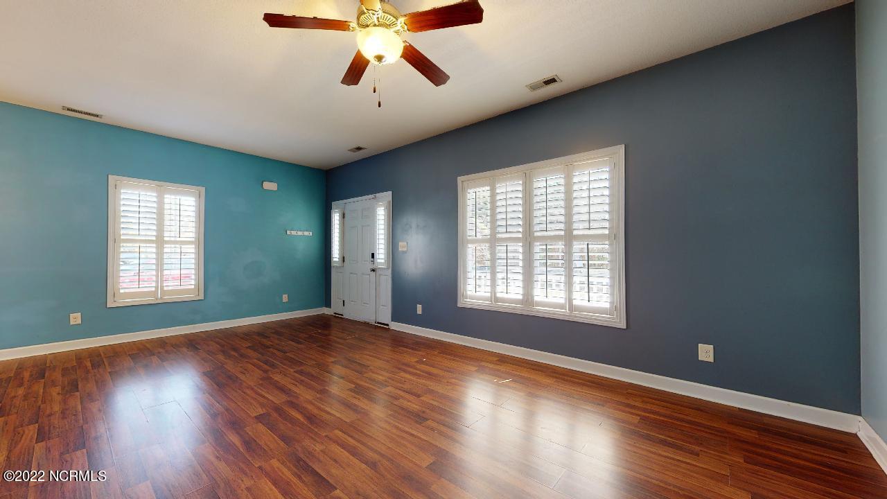 1124 Pickett Road Jacksonville, NC 28540 - Photo 6 of 30 1124-Pickett-Rd-02172022_130929