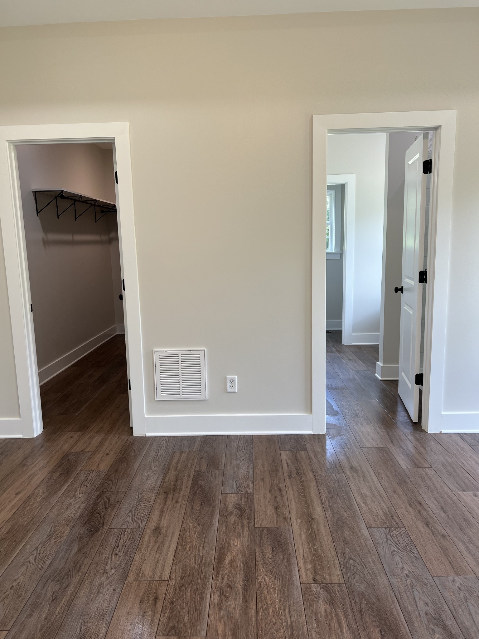 178 Long Road Charlotte, TN 37036 - Photo 10 of 21 Gallery Image 10