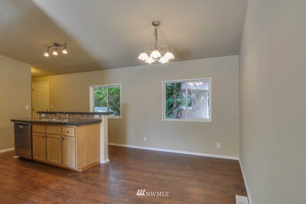 7958 Pipeline Road Sedro-Woolley, WA 98284 - Photo 9 of 16 Gallery Image 9