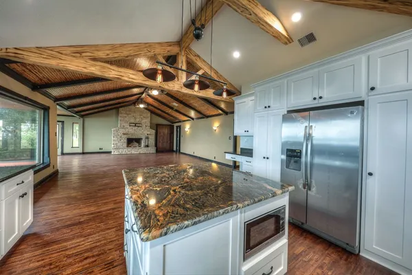 $2,700 | 10725 Joann Street, Willis, TX 77318