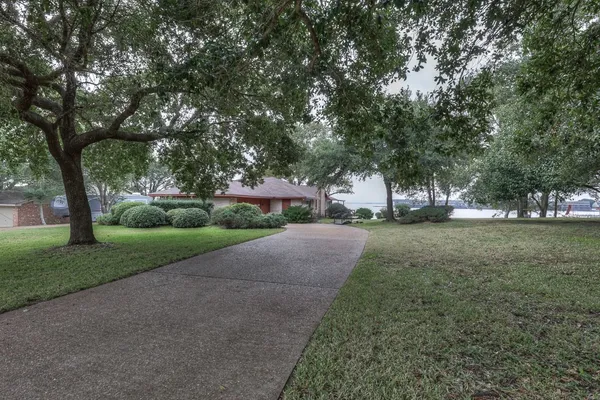 $2,700 | 10725 Joann Street, Willis, TX 77318