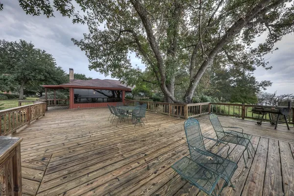 $2,700 | 10725 Joann Street, Willis, TX 77318