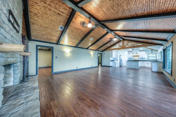 $2,700 | 10725 Joann Street, Willis, TX 77318