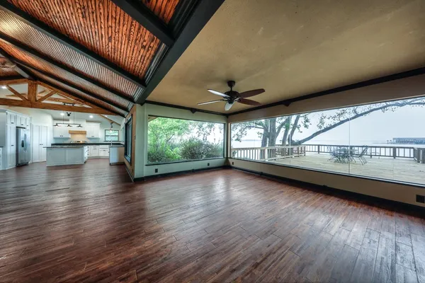 $2,700 | 10725 Joann Street, Willis, TX 77318