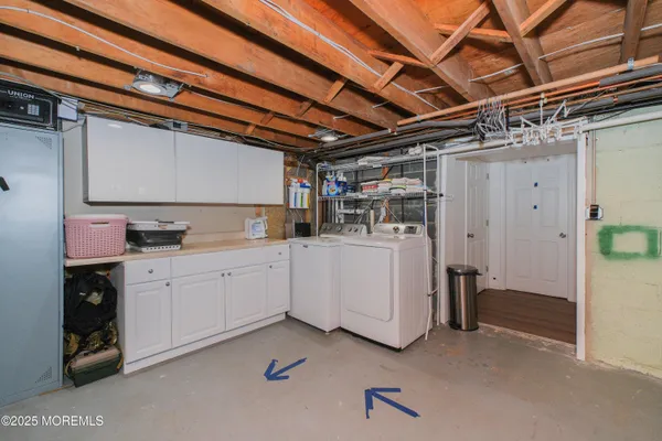 $4,500 | 209 Woodcrest Road, Oakhurst, NJ 07755