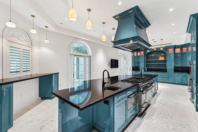 $8,750,000 | 720 North Ocean Boulevard, Delray Beach, FL 33483