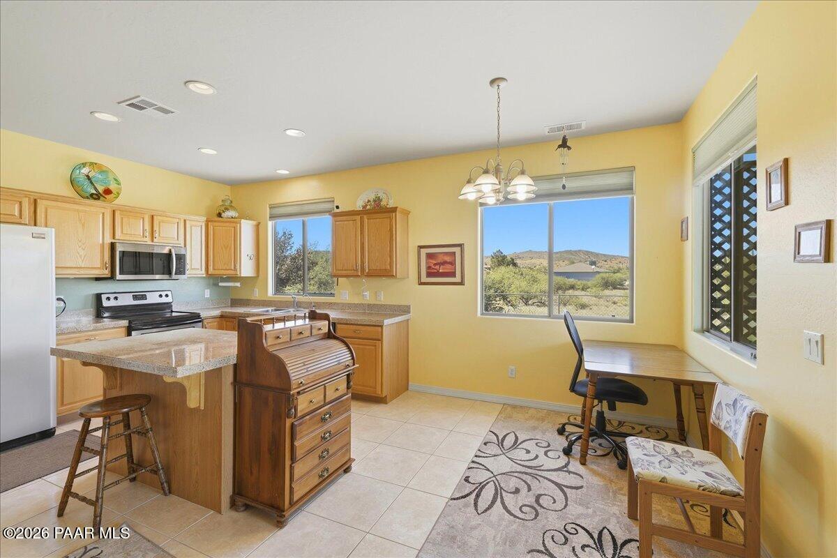 20278 East Antelope Road Mayer, AZ 86333 - Photo 6 of 25 Kitchen