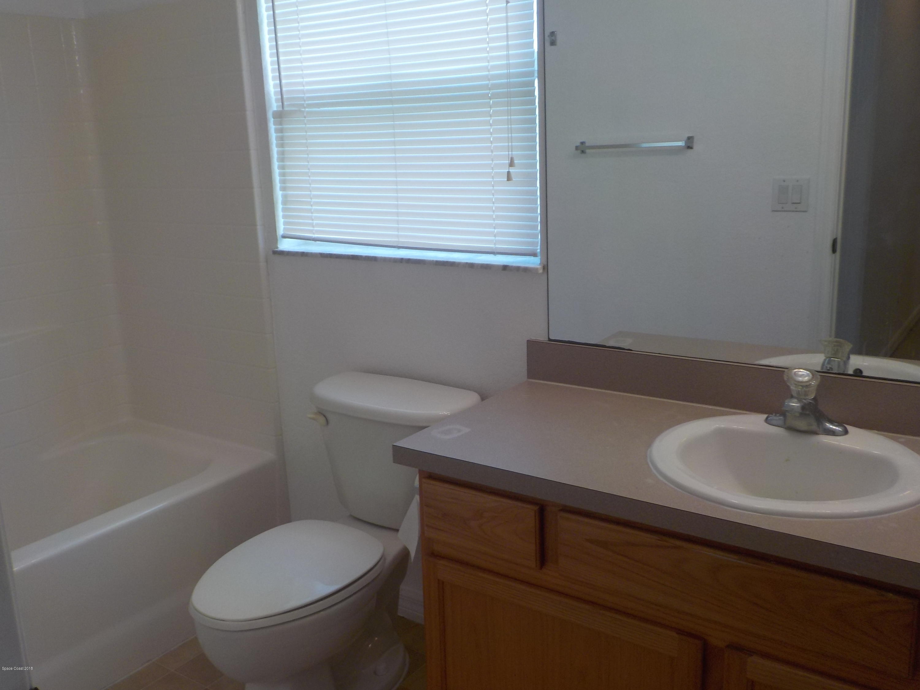 2951 Fears Road Southeast Palm Bay, FL 32909 - Photo 8 of 9 2nd Bath