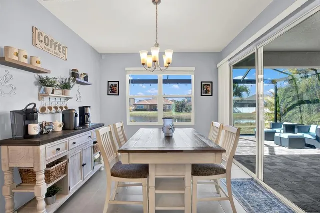 $385,000 | 11935 Cross Vine Drive, Riverview, FL 33579