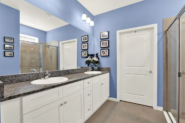 $385,000 | 11935 Cross Vine Drive, Riverview, FL 33579