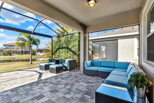 $385,000 | 11935 Cross Vine Drive, Riverview, FL 33579