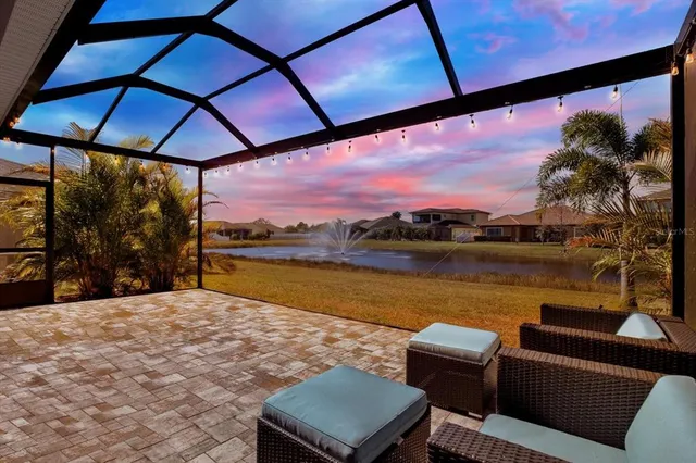 $385,000 | 11935 Cross Vine Drive, Riverview, FL 33579