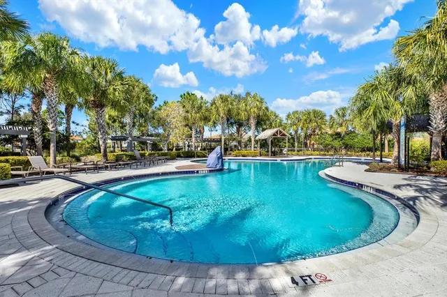 $385,000 | 11935 Cross Vine Drive, Riverview, FL 33579