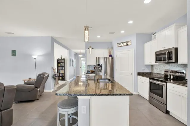 $385,000 | 11935 Cross Vine Drive, Riverview, FL 33579