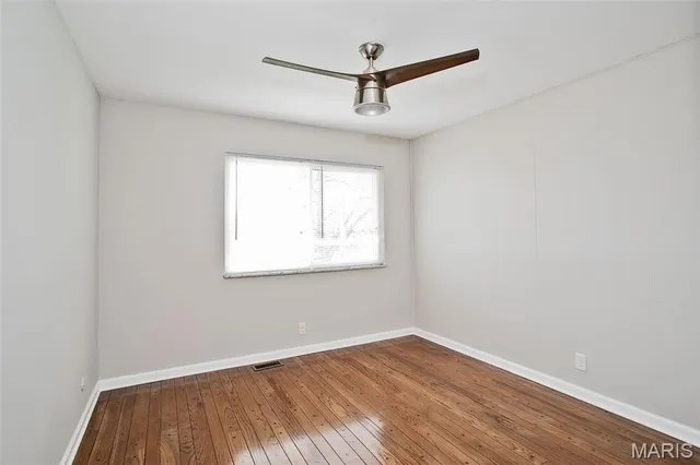 $2,250 | 528 Oakland Hills Drive, Chesterfield, MO 63017