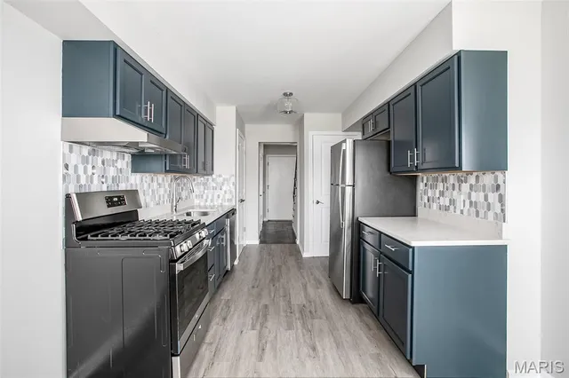 $2,250 | 528 Oakland Hills Drive, Chesterfield, MO 63017