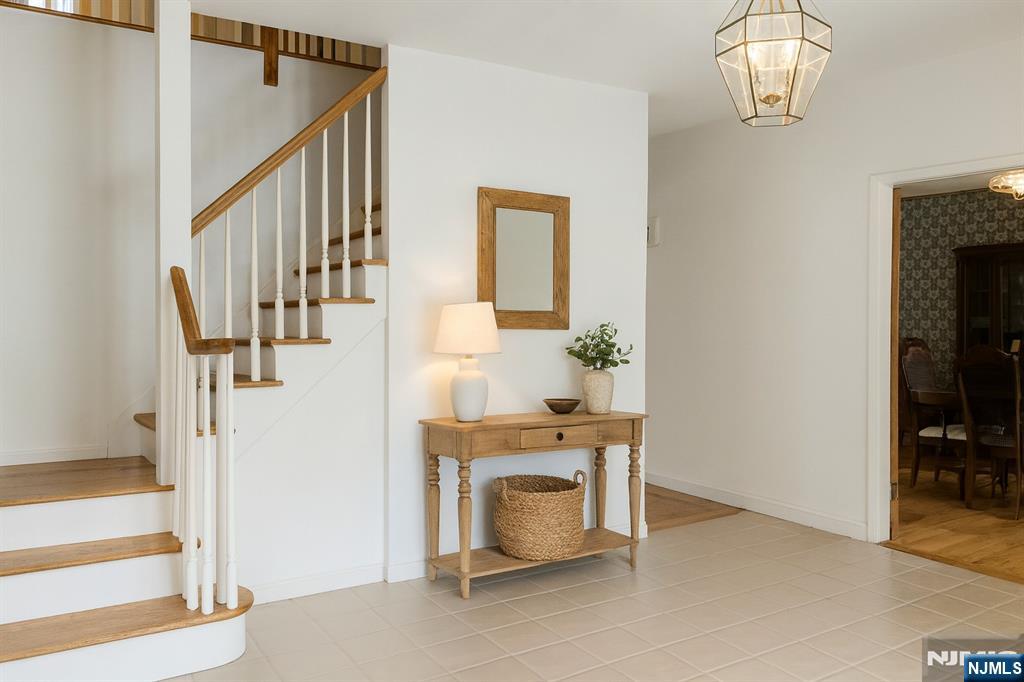 2 Upper Lake Road Oak Ridge, NJ 07438 - Photo 8 of 50