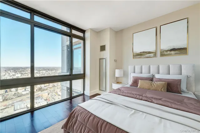 $449,000 | 175 Huguenot Street, Unit 2404, New Rochelle, NY 10801