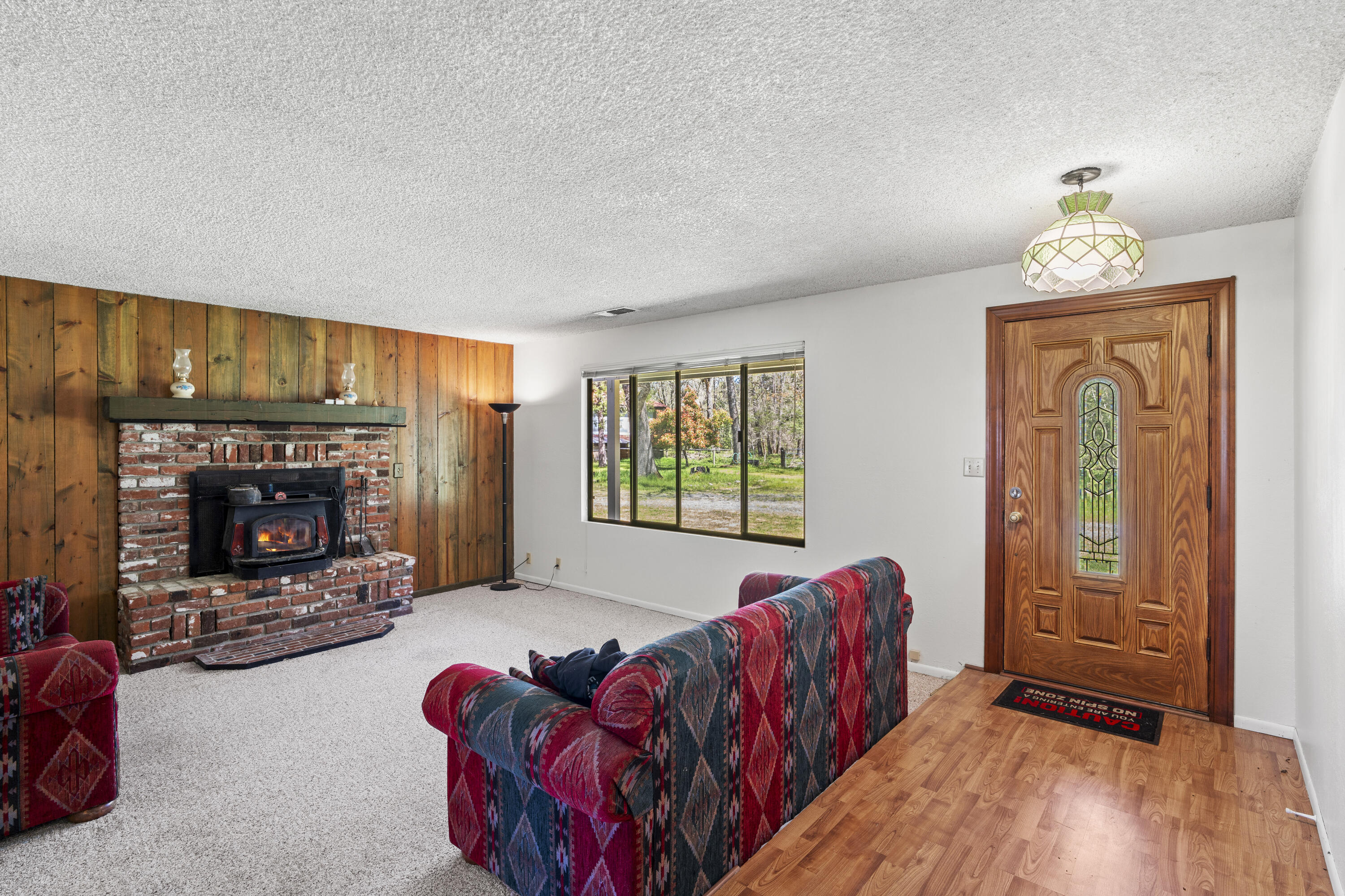 2800 Cedar Flat Road Williams, OR 97544 - Photo 13 of 48 Front Living Room