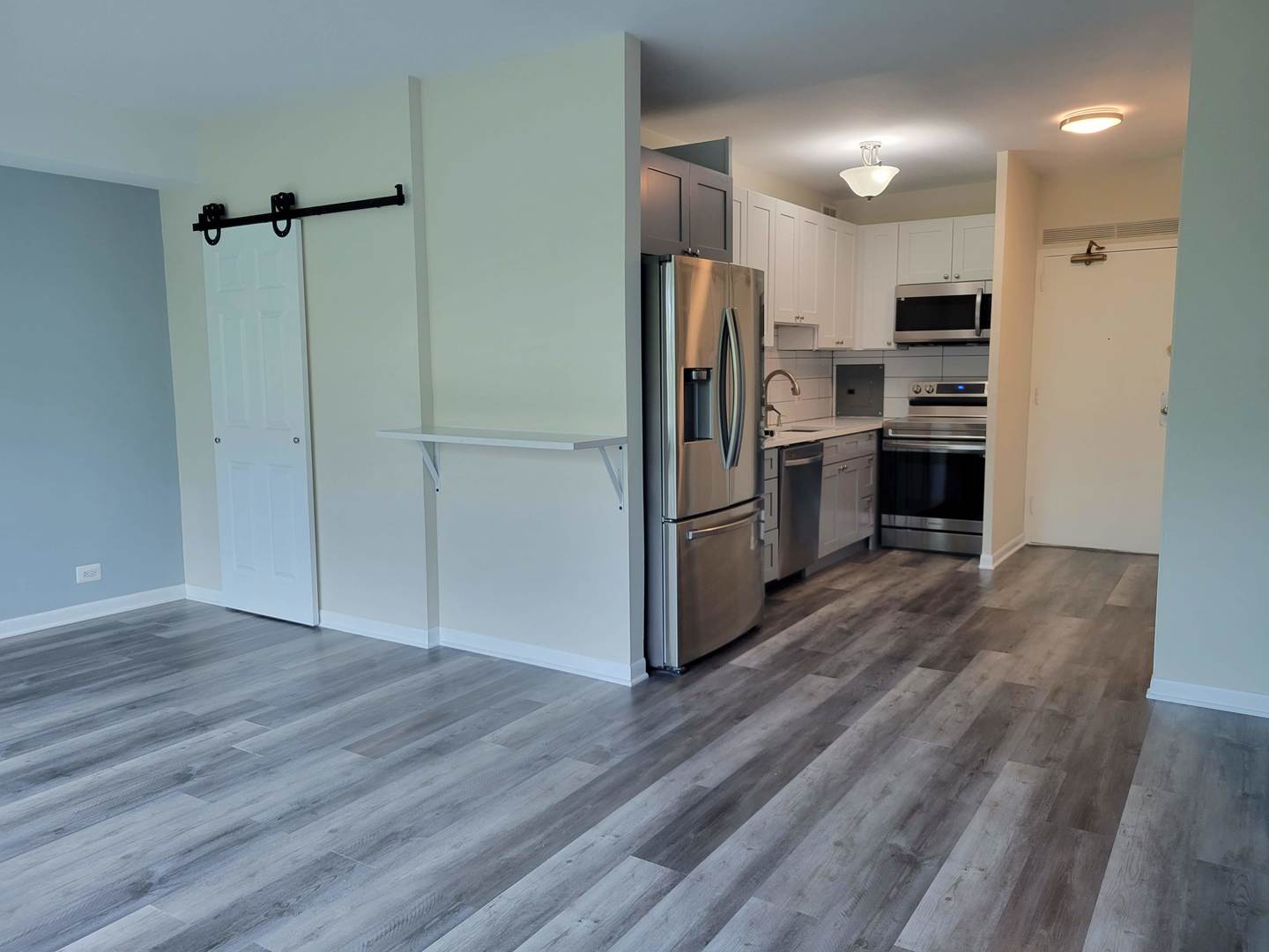 3600 North Lake Shore Drive, Unit 216 Chicago, IL 60613 - Photo 5 of 19