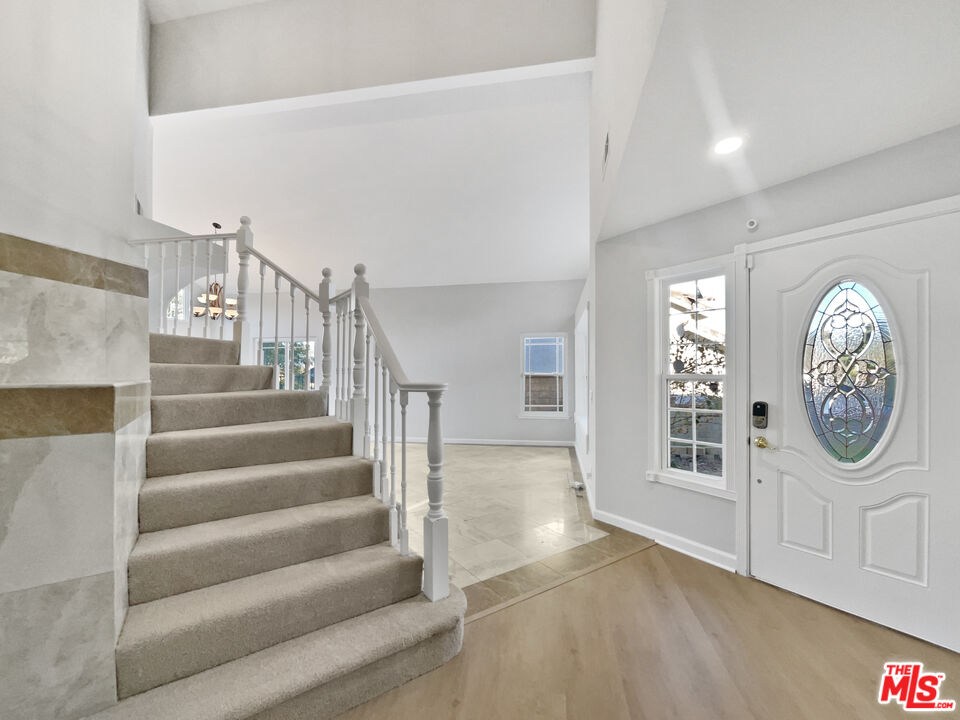 28547 Heather Lane Castaic, CA 91384 - Photo 11 of 31