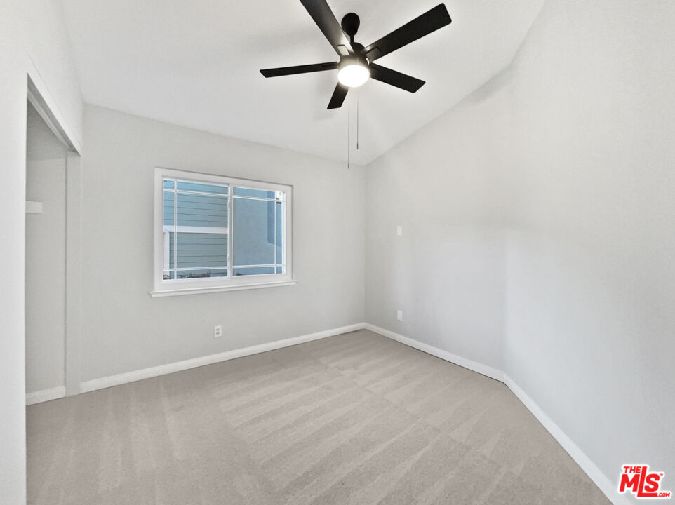 28547 Heather Lane Castaic, CA 91384 - Photo 24 of 31